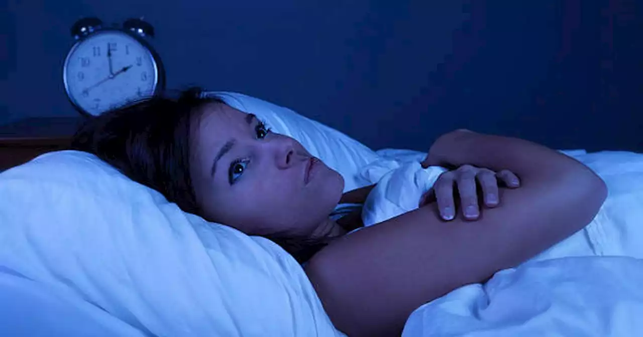 Doctor's '15 minute rule' to put you back to sleep after waking up in night