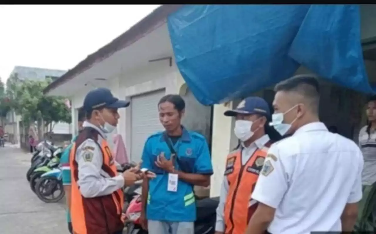 Tidak Setor Uang Parkir, Dishub Gresik Pecat Dua Jukir