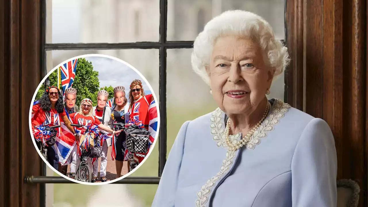 Queen thanks 'inspiring' nation on eve of Platinum Jubilee as special portrait is unveiled