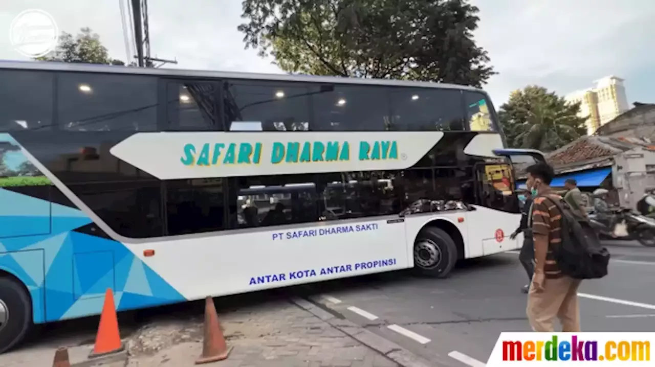 safari dharma raya double decker