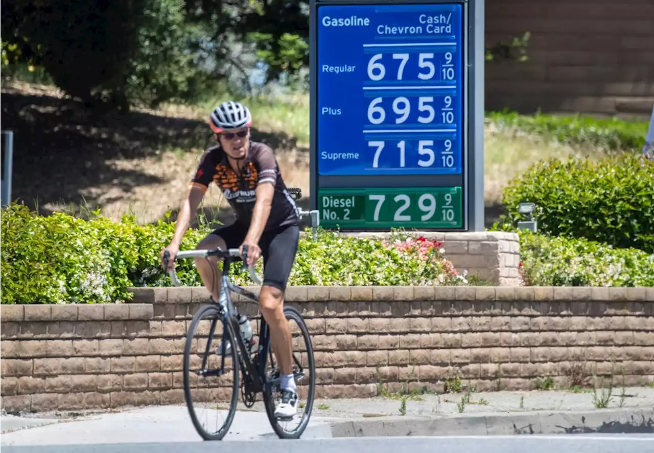 “Outrageous”: Gas prices reach new record high in California, U.S.