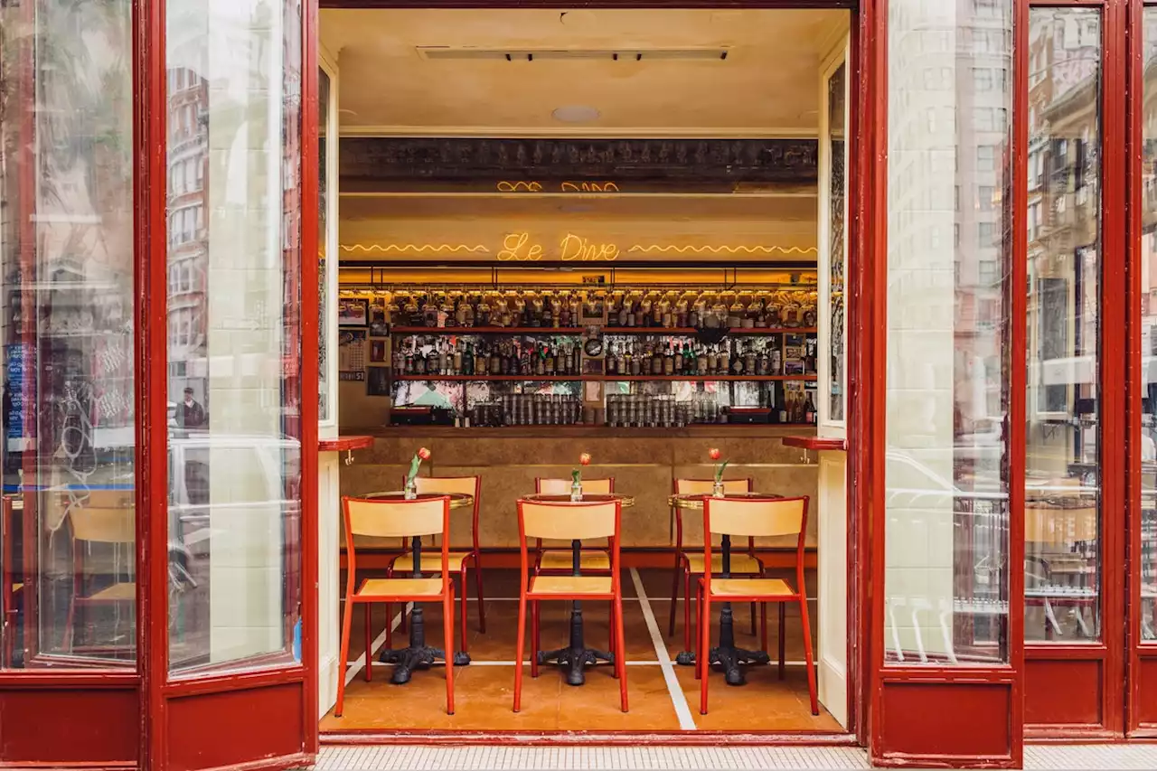 Inside Le Dive, the New 'Dimes Square' Wine Bar