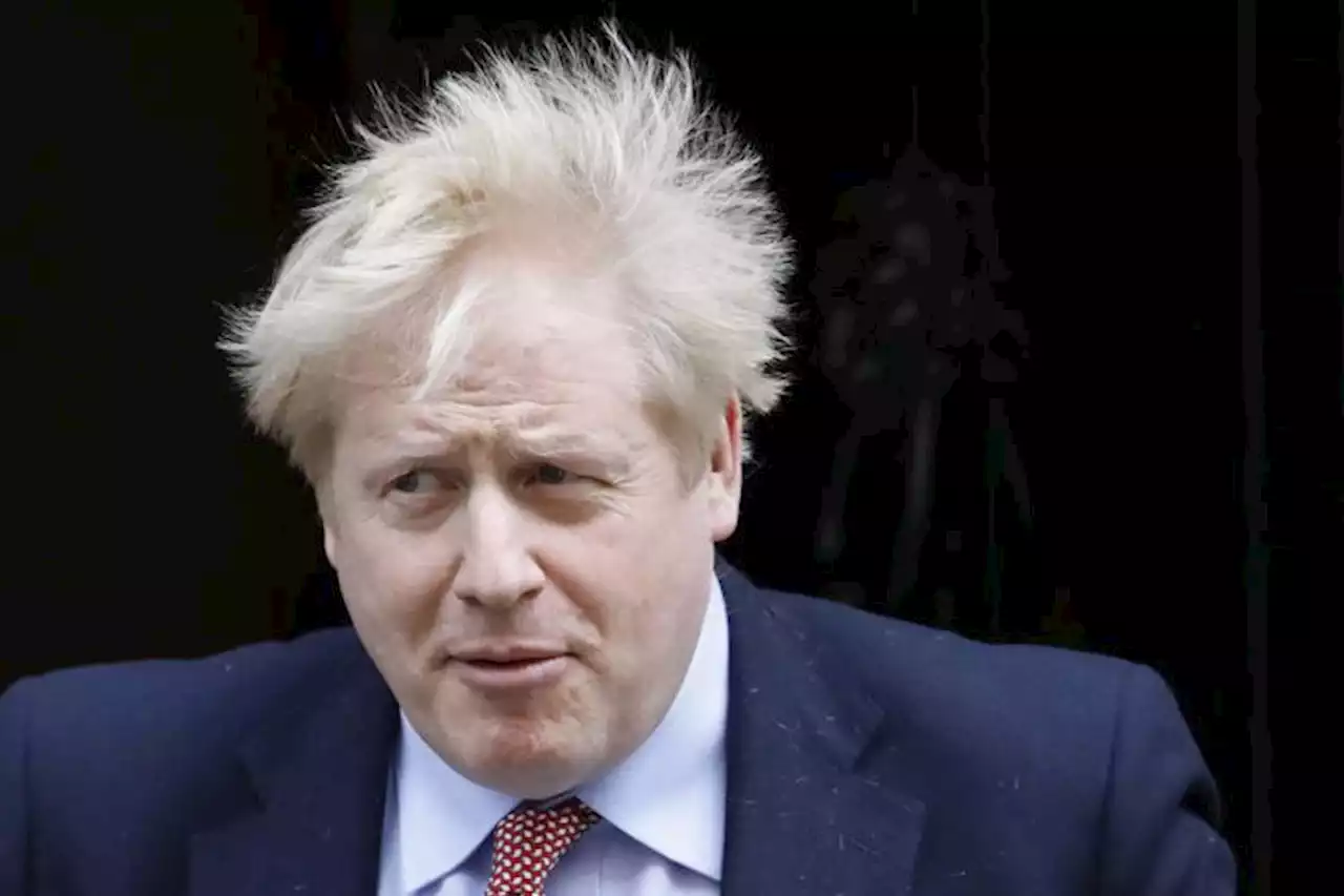 Gb, Boris Johnson operato ai seni paranasali: come sta