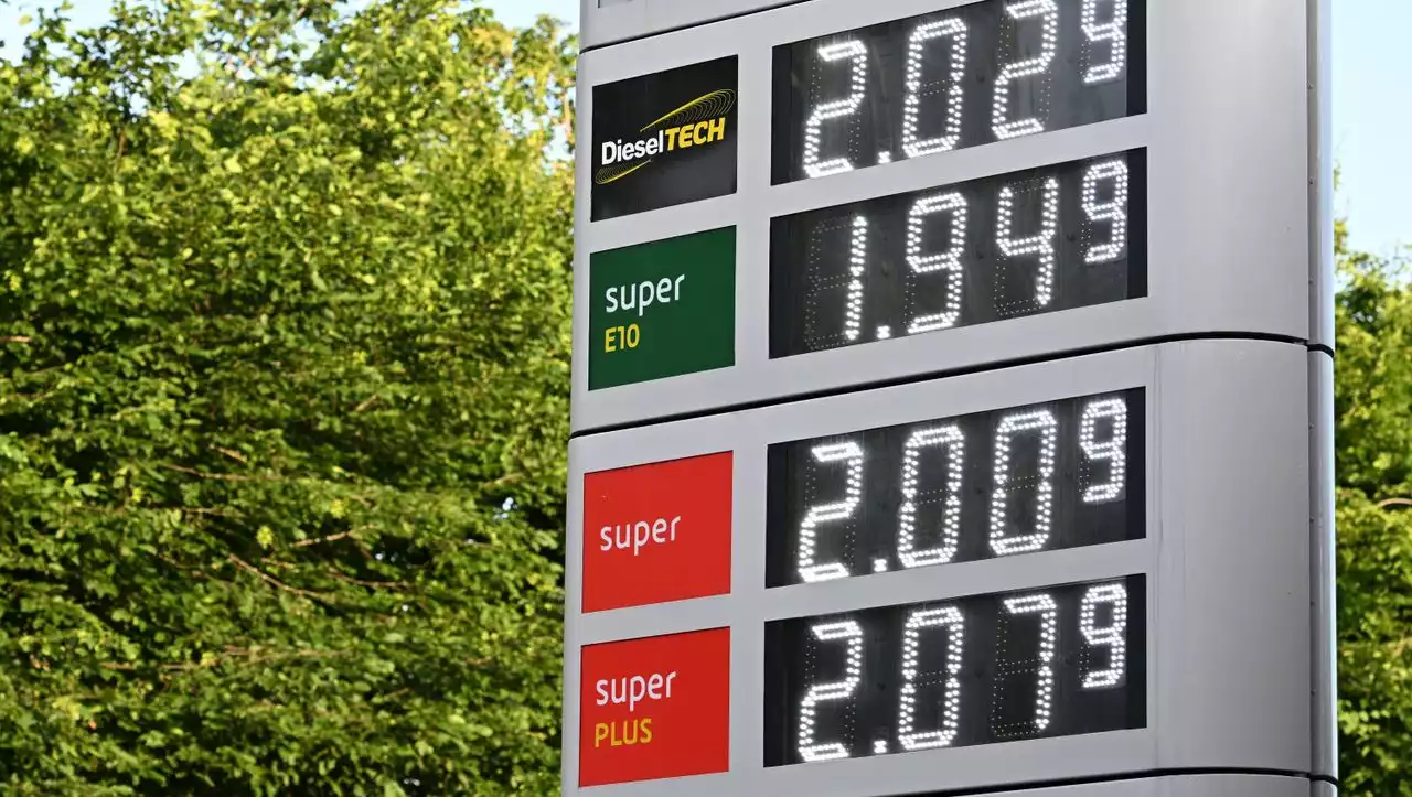 Spritpreise: Diesel teurer als vor Steuersenkung