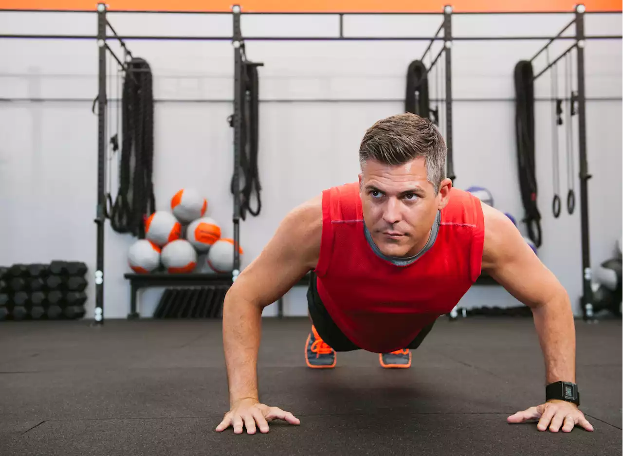 The #1 Bodyweight Workout To Shrink Your Waistline After 40 — Eat This Not That