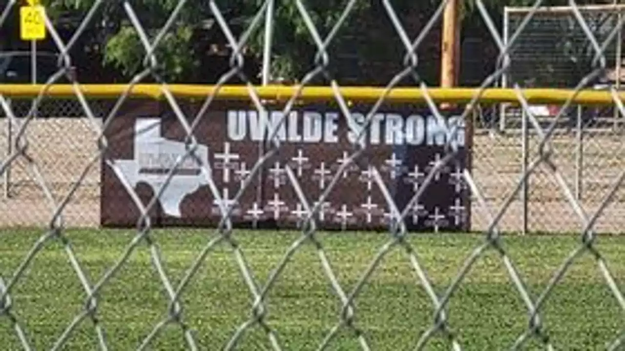 3 late Uvalde elementary students honored during baseball game