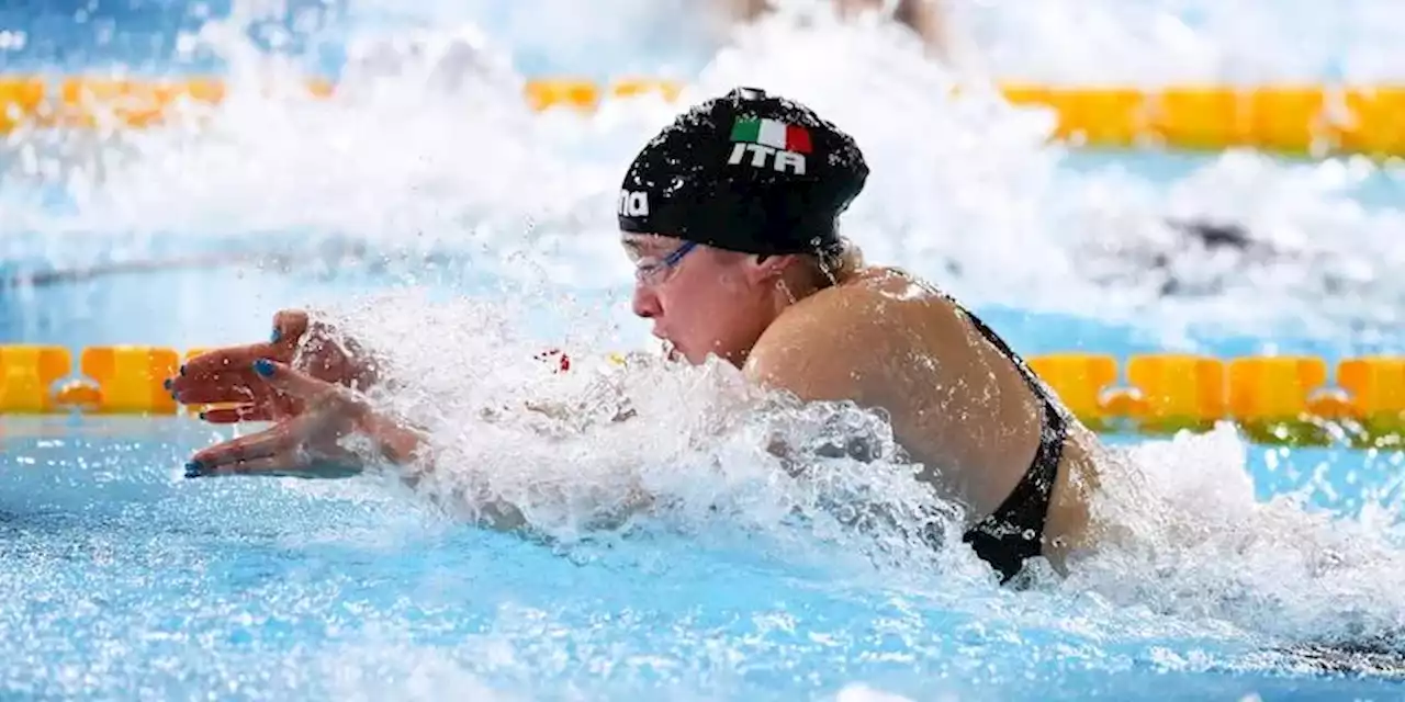 La nuotatrice italiana Benedetta Pilato ha vinto l'oro nei 100 metri rana ai Mondiali - Il Post