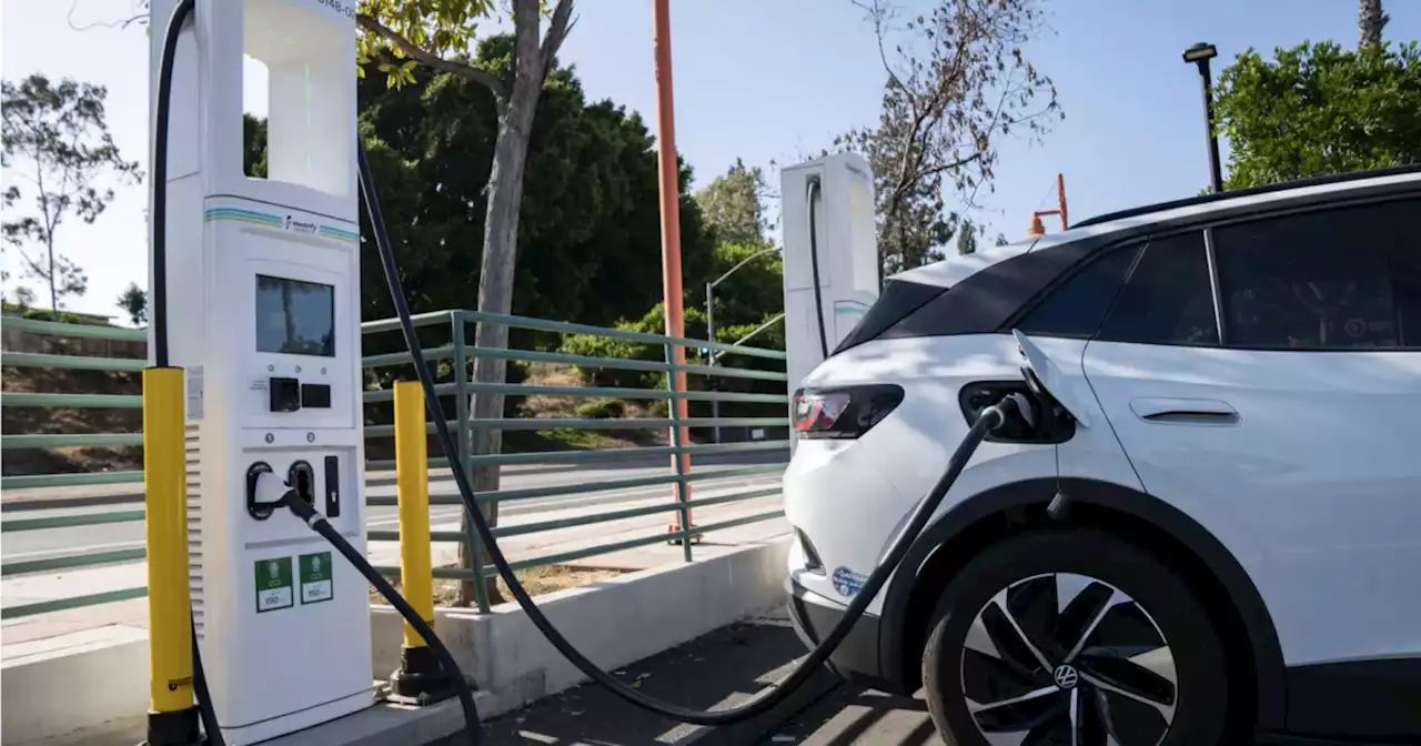 Texas plans to place charging stations for electric cars every 50 miles on most interstates