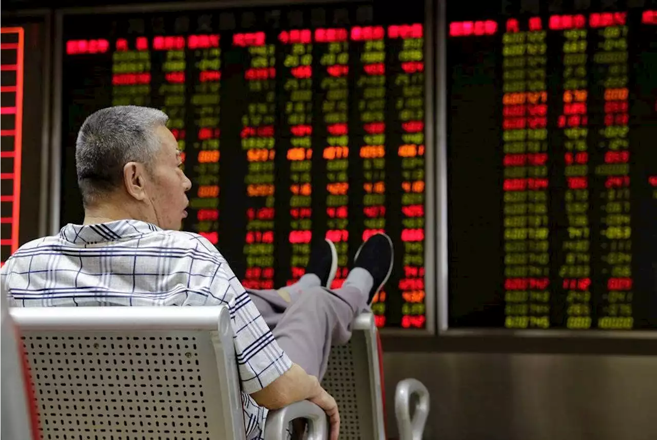 Asia shares turn lower, no dodging recession risks