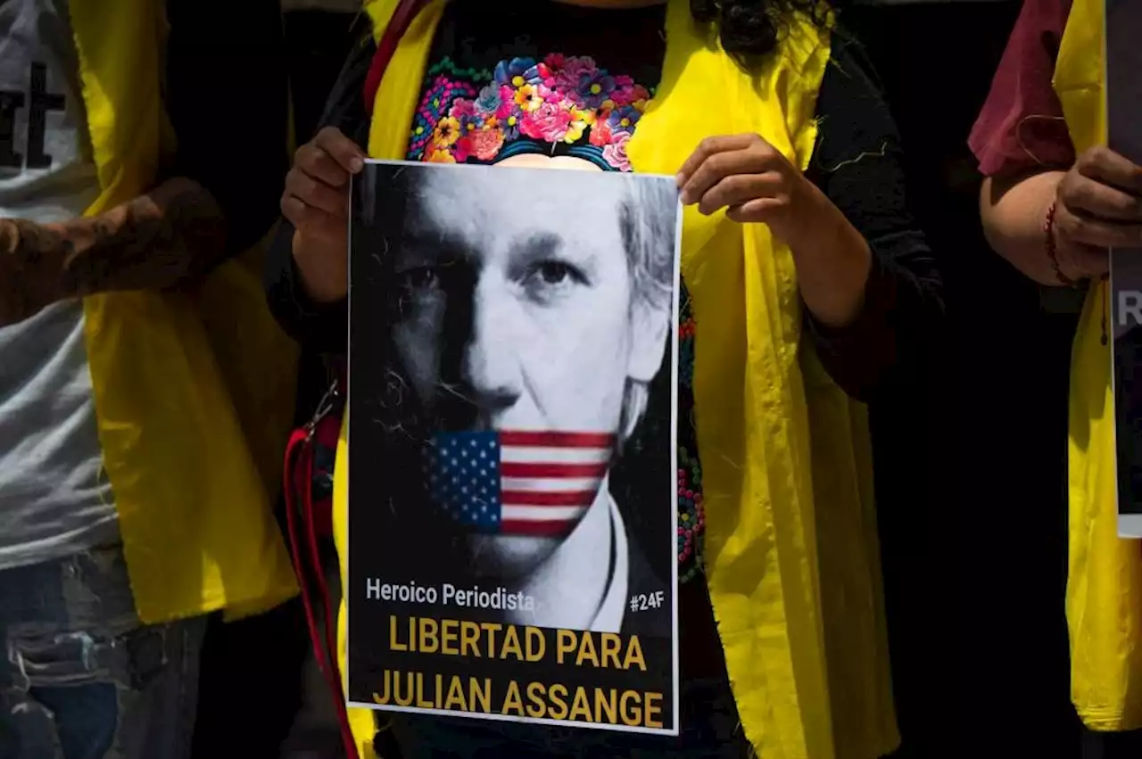 Ex-Australian foreign minister urges Assange’s freedom