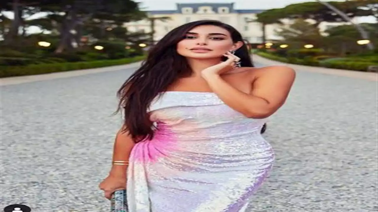 فيديو| ياسمين عز تدافع عن ياسمين صبري: 'هي فاتن حمامة الجيل'