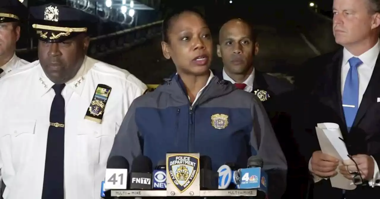 1 dead, 8 injured in Harlem shooting, police say