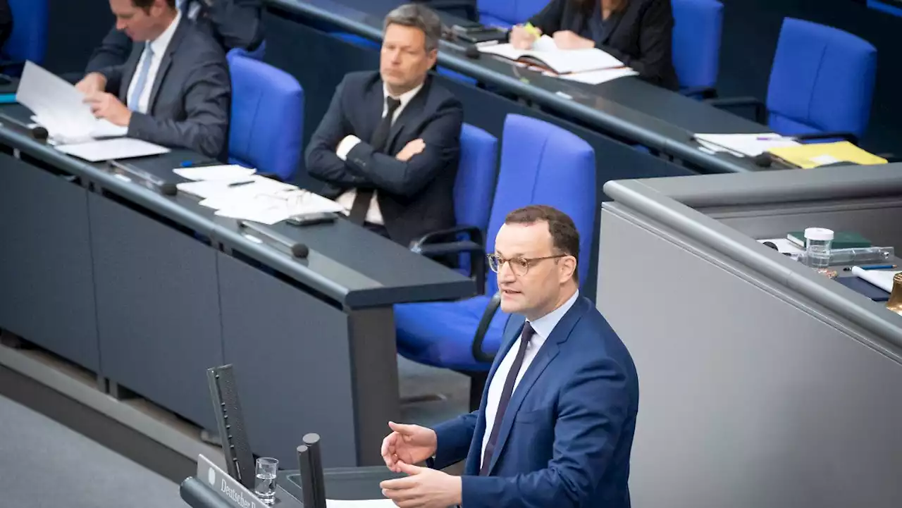 Spahn: Dürfen Bürger nicht zum Frieren auffordern