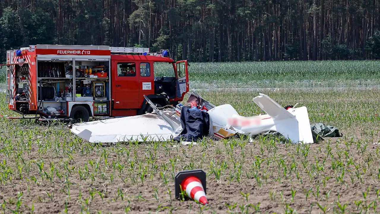 Zwei Tote bei Absturz eines Kleinflugzeugs