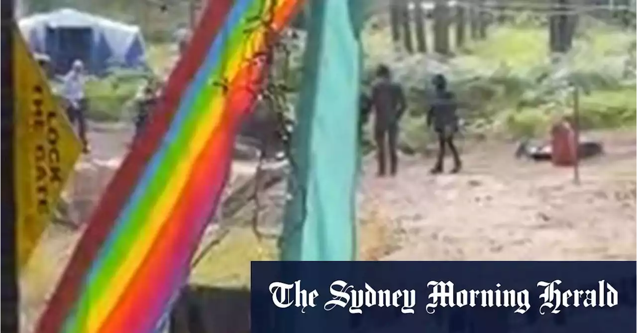 Seven charged after police raid Blockade Australia’s Blue Mountains gathering