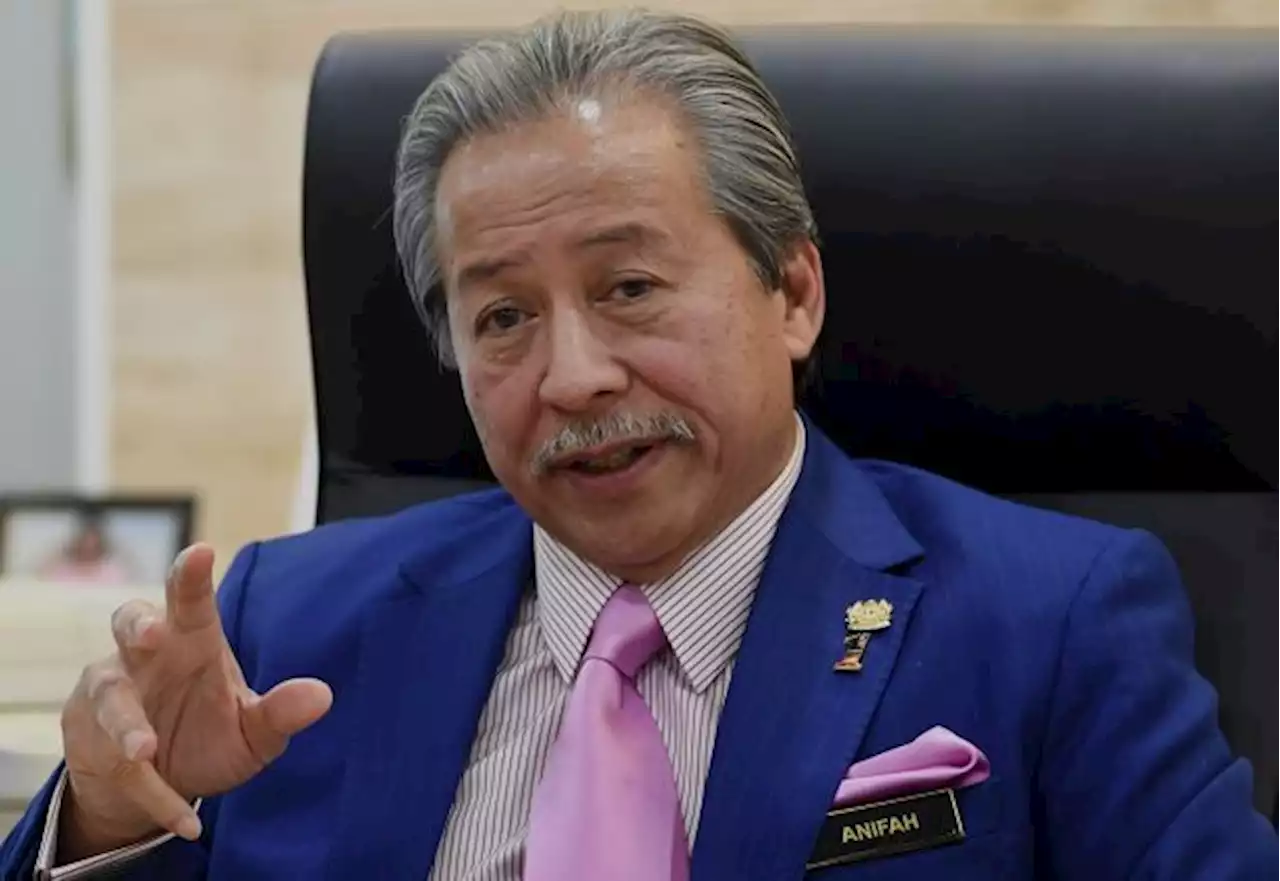 Anifah denies receiving money from UKSB