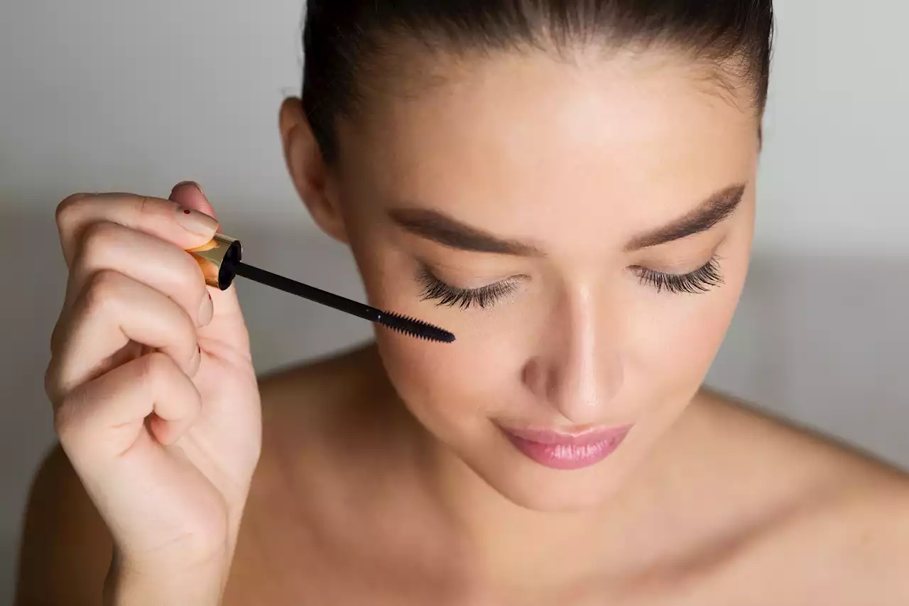 This Celeb-Loved Mascara Has Shoppers’ Real Lashes Getting Mistaken For Falsies