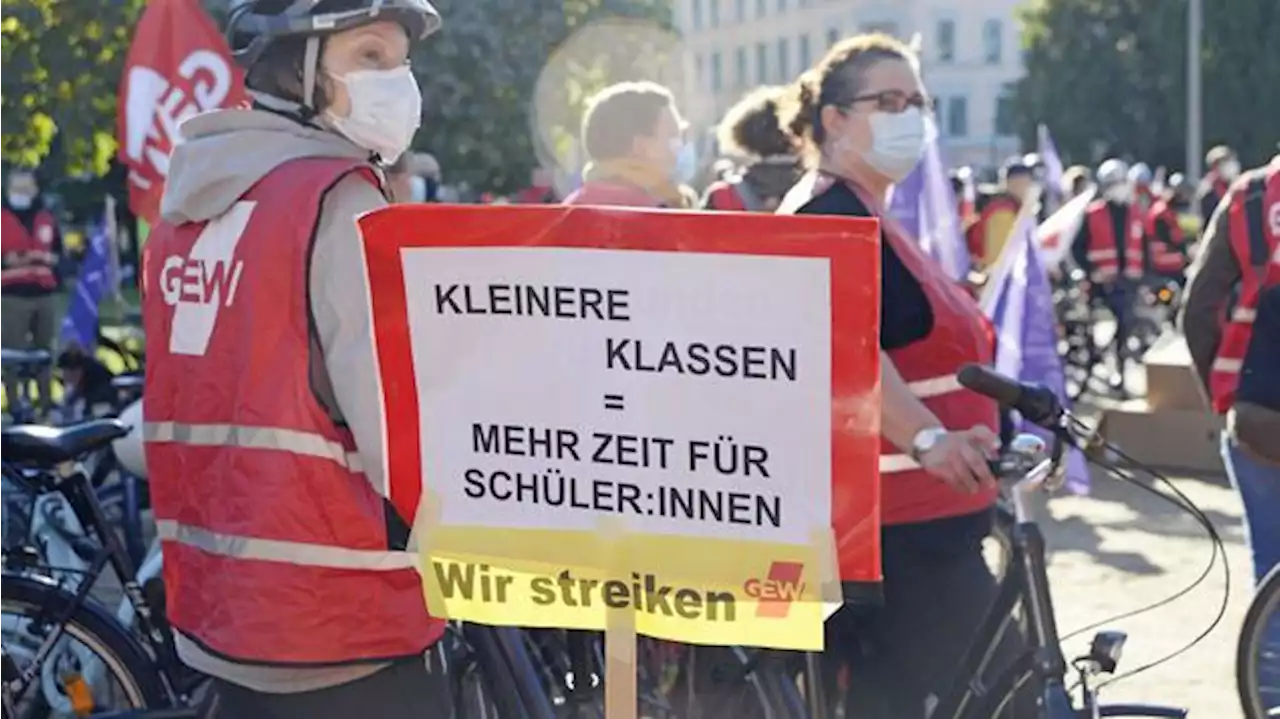 Berlins Lehrer streiken kurz vor den Ferien