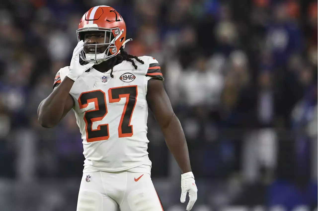 3 Teams That Should Try To Trade For Kareem Hunt