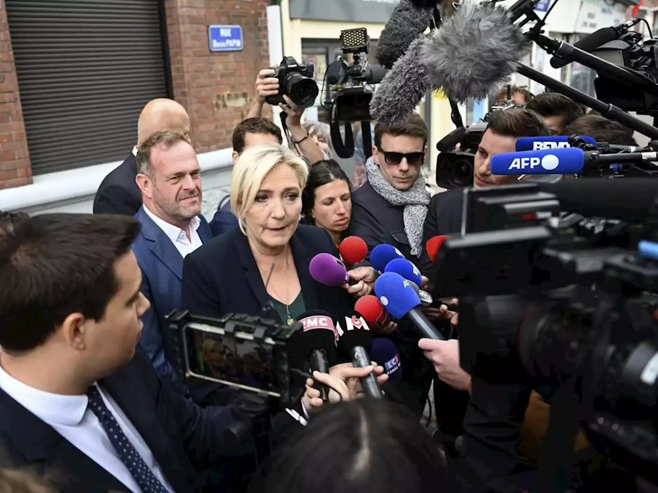 Le Pen: Huge gains in French parliament a 'seismic event'