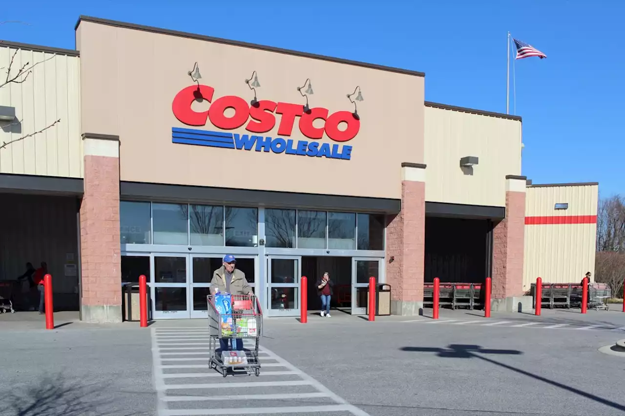 8 Warnings to Shoppers From Ex-Costco Employees — Best Life