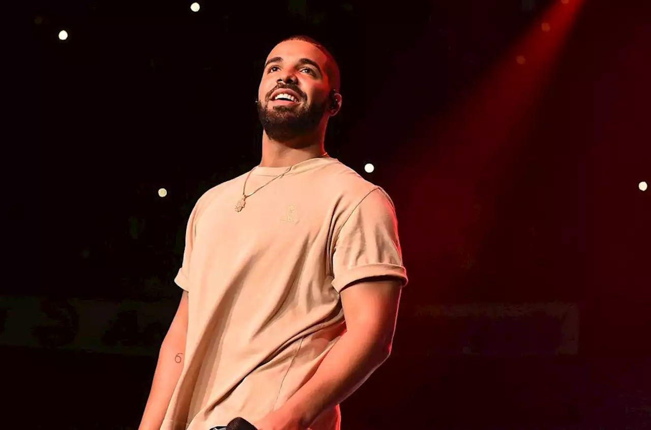 Drake Challenges Foals For U.K. No. 1 Album