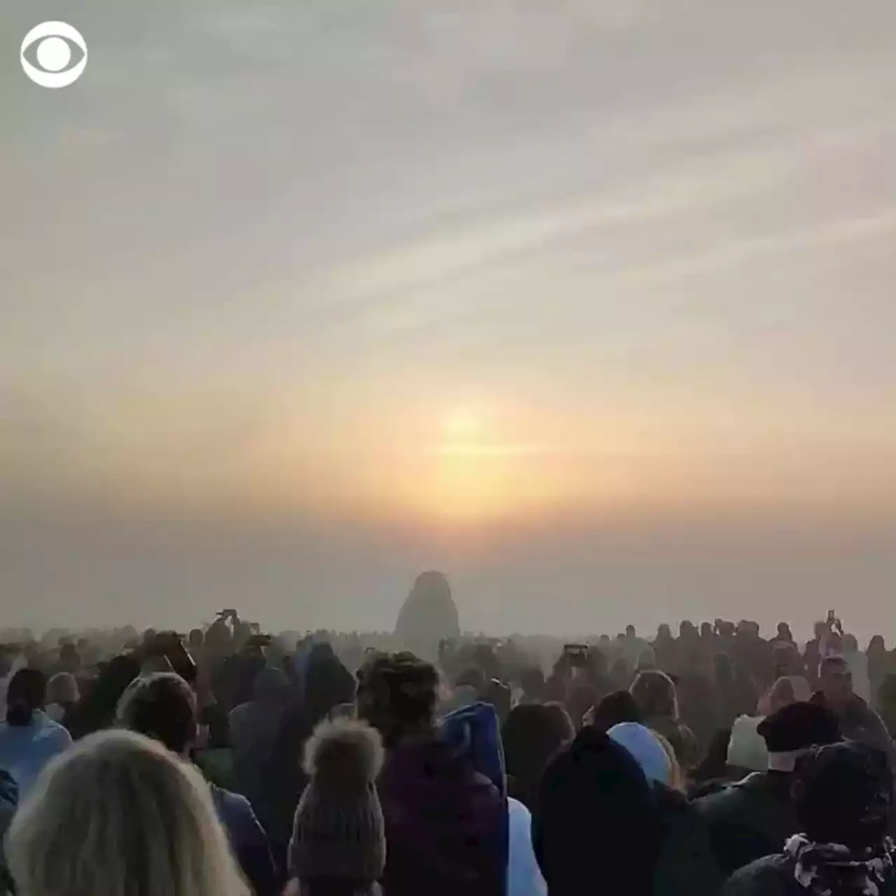 Thousands of druids, pagans and New Age revelers celebrate summer solstice at Stonehenge