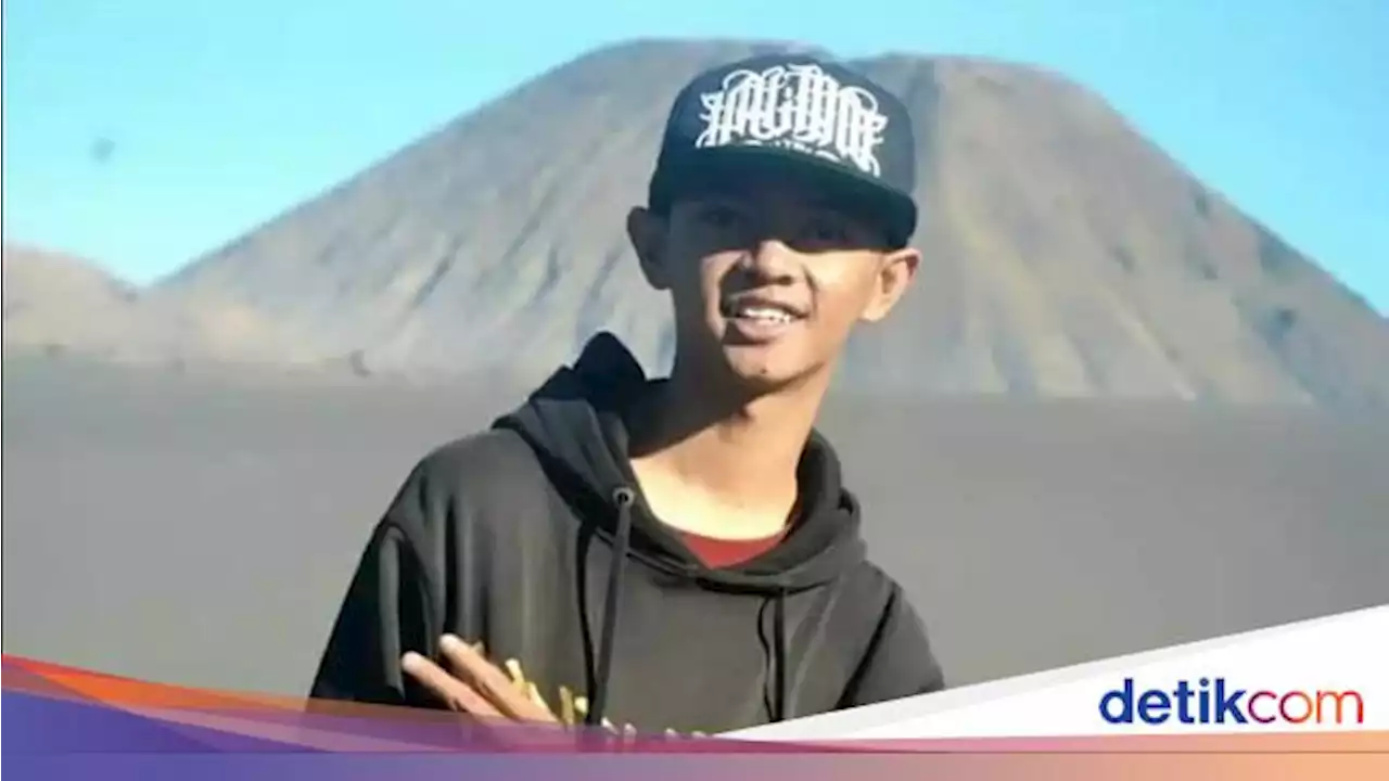 Detik-detik Wisatawan Asal Malang Hilang di Gunung Bromo