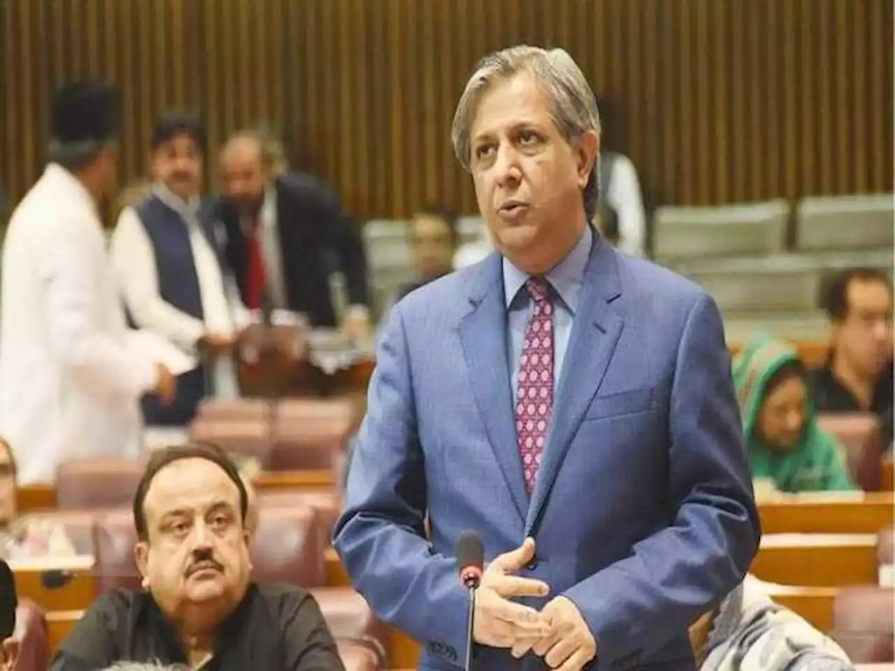 احتساب قانون میں ترمیم کر کے نیب کا اندھا دھند اختیار ختم کردیا، وزیر قانون - ایکسپریس اردو