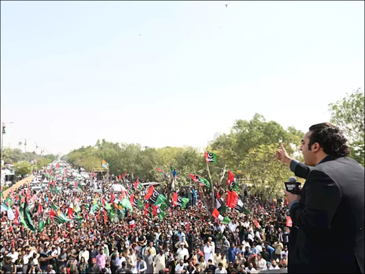عمران خان اور اُن کی اہلیہ کو کرپشن کا جواب دینا ہوگا، بلاول بھٹو - ایکسپریس اردو