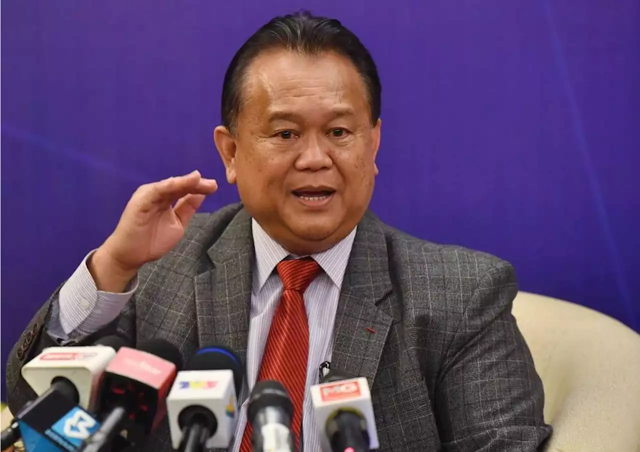 Domestic Trade and Consumer Affairs Ministry: Ceiling price control for chicken, eggs, subsidies for bottled cooking oil discontinued