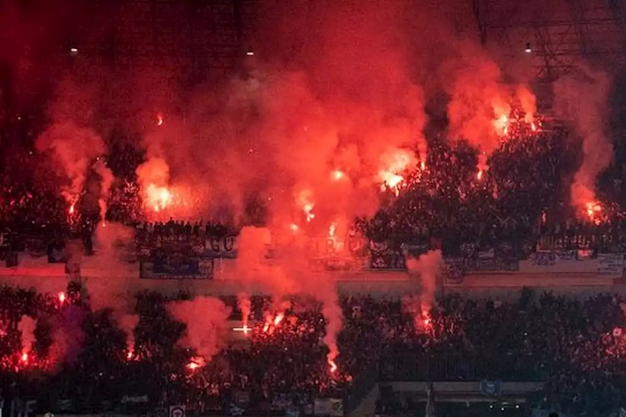 Bobotoh Geruduk Graha Persib, Minta Klub Sampaikan Permohonan Maaf Usai Dua Suporter Tewas - Pikiran-Rakyat.com