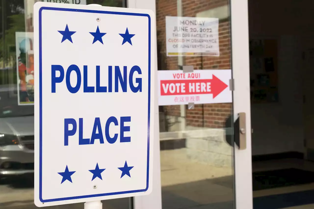 D.C. voters head to the polls for Democratic primary