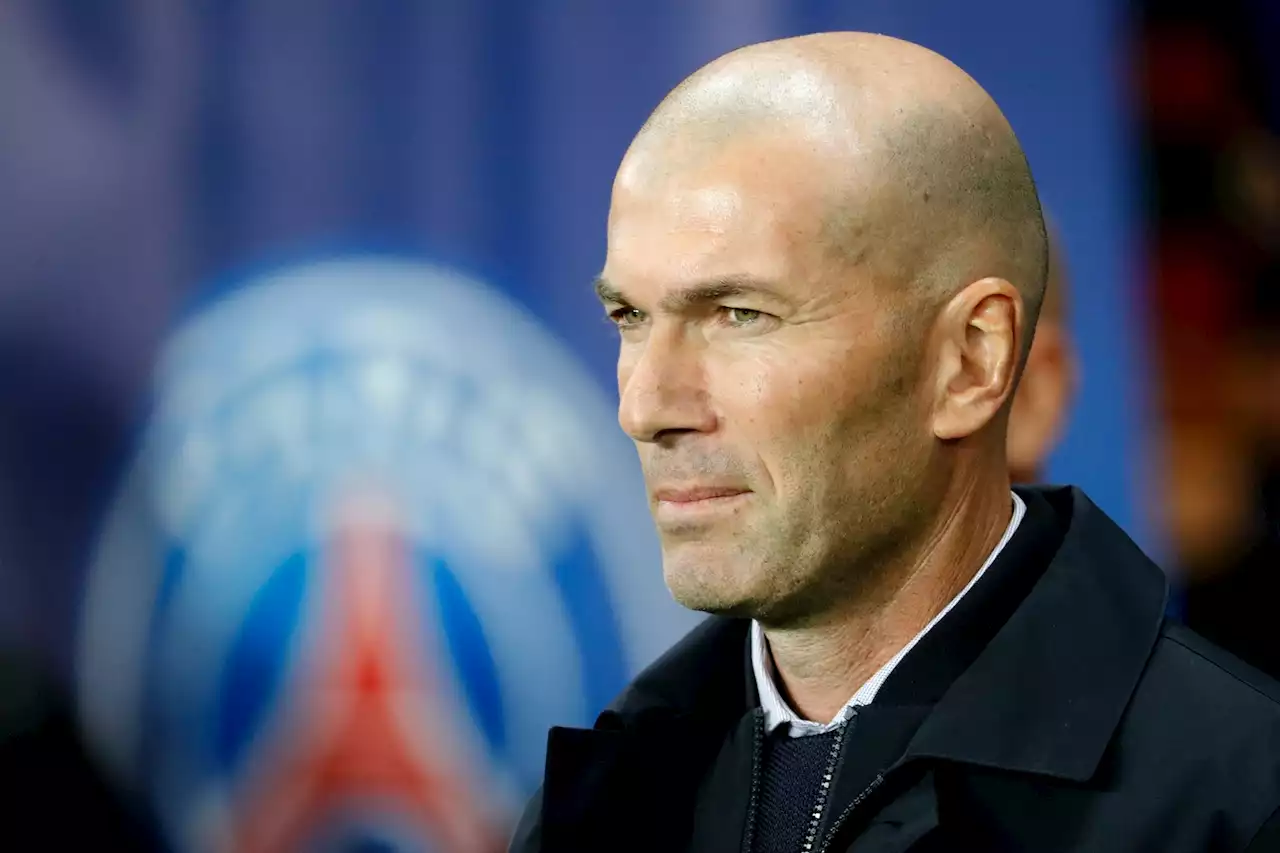 PSG : Nasser Al-Khelaïfi assure qu'il n'a 'jamais discuté' avec Zinedine Zidane