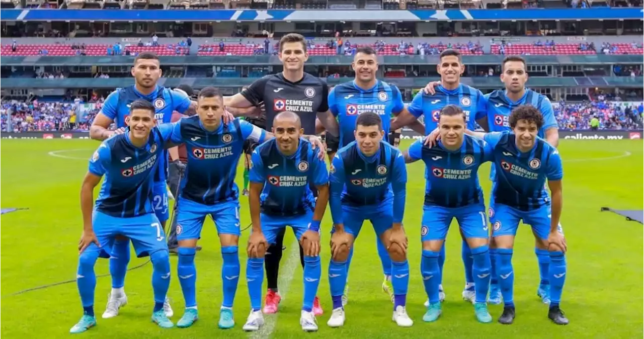 El equipo varonil de Cruz Azul presenta nuevo diseño de escudo ya sin las 9 estrellas