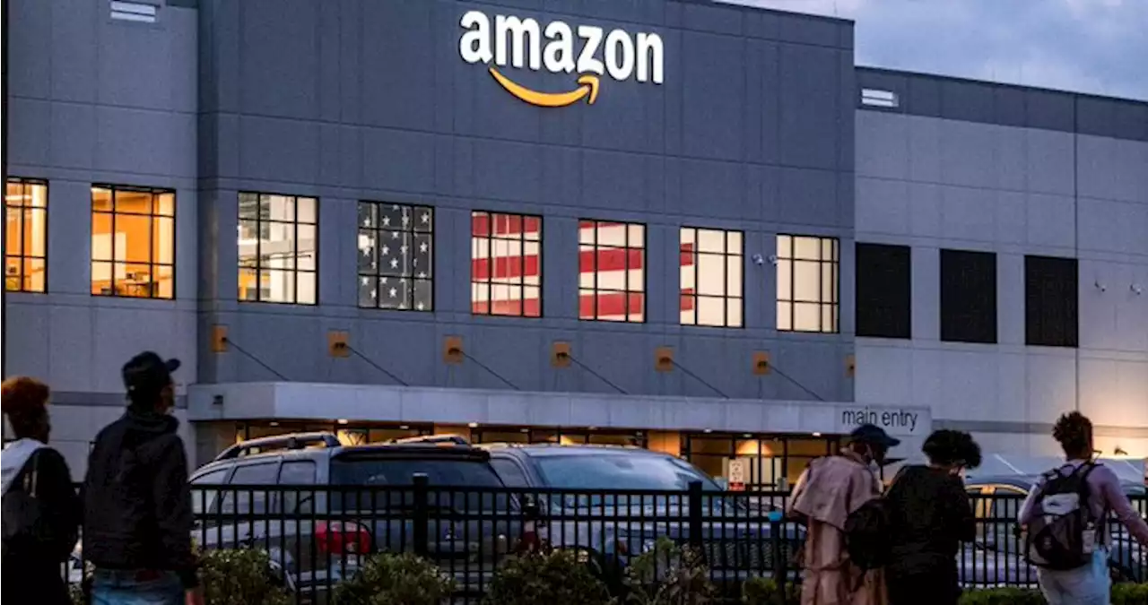 Empleados de Amazon, Target, Best Buy, entre otras, enfrentan un abismo salarial