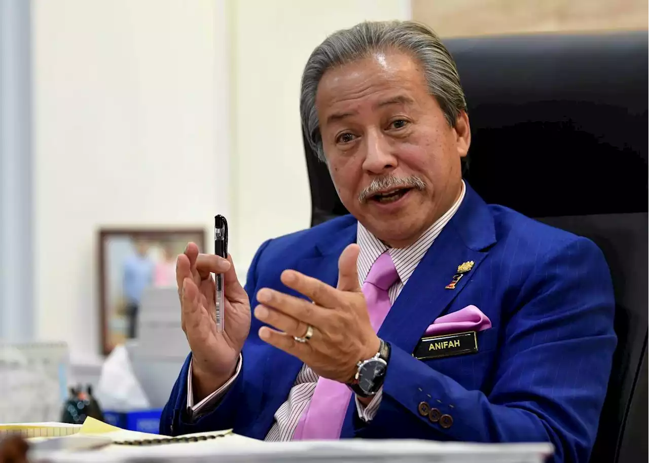 Anifah denies receiving money from UKSB