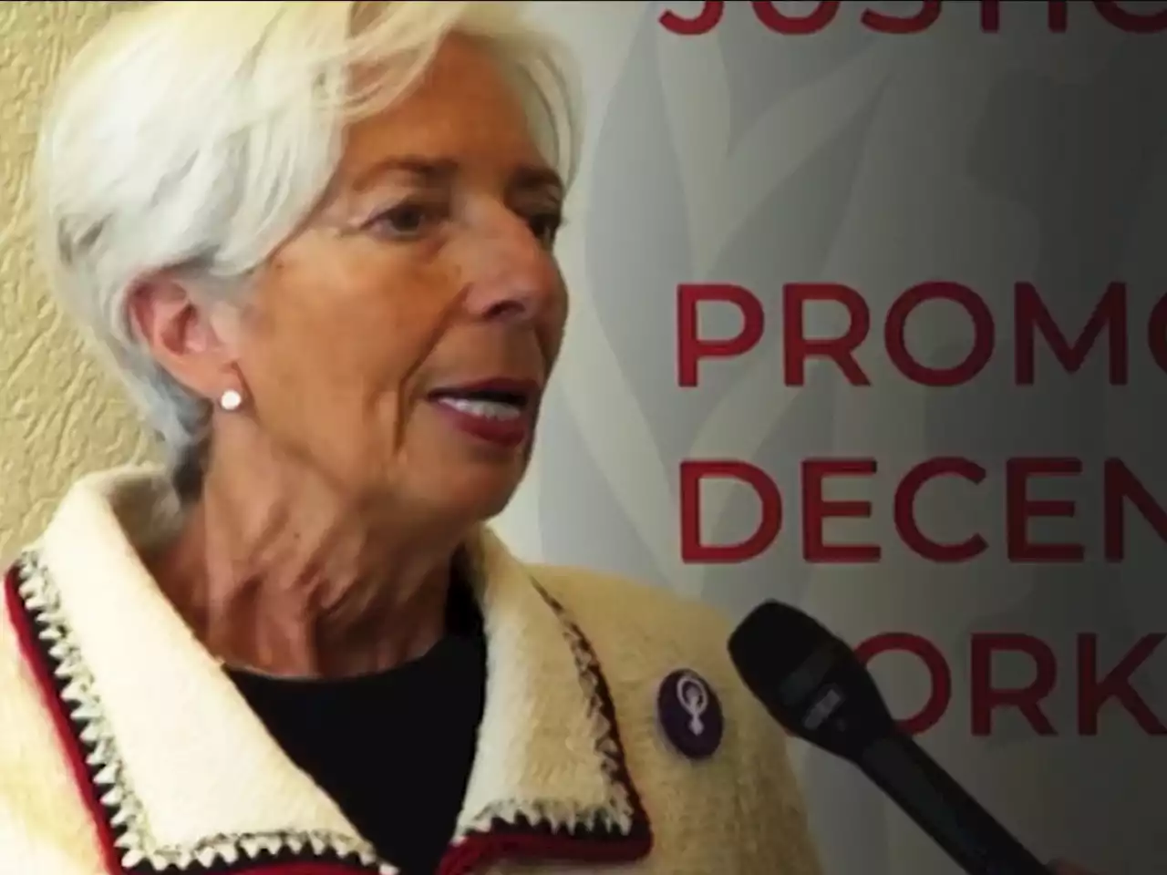 DeFi May Pose 'Real Threat' to Financial Stability, Says ECB's Christine Lagarde