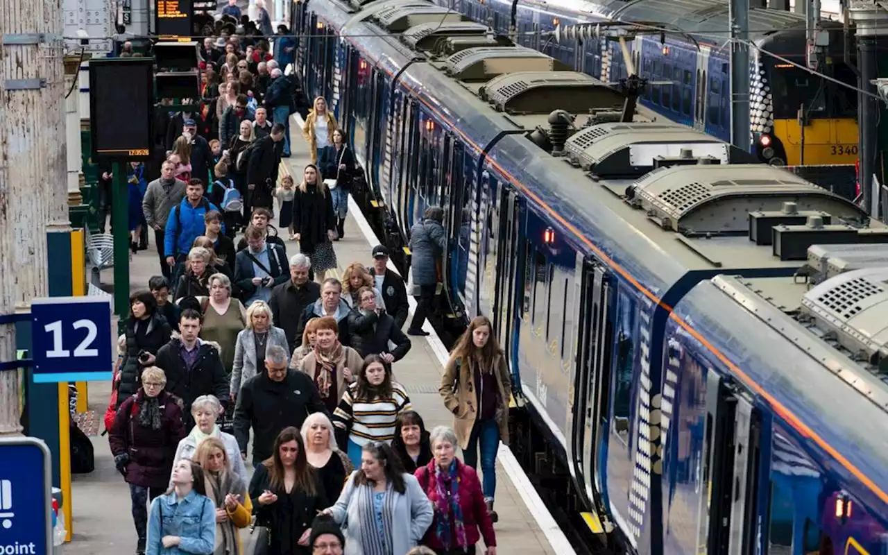 Inggris Hadapi Mogok Pekerja Kereta Api Terbesar, PM Boris Johnson Ambil Langkah Kontroversial Ini