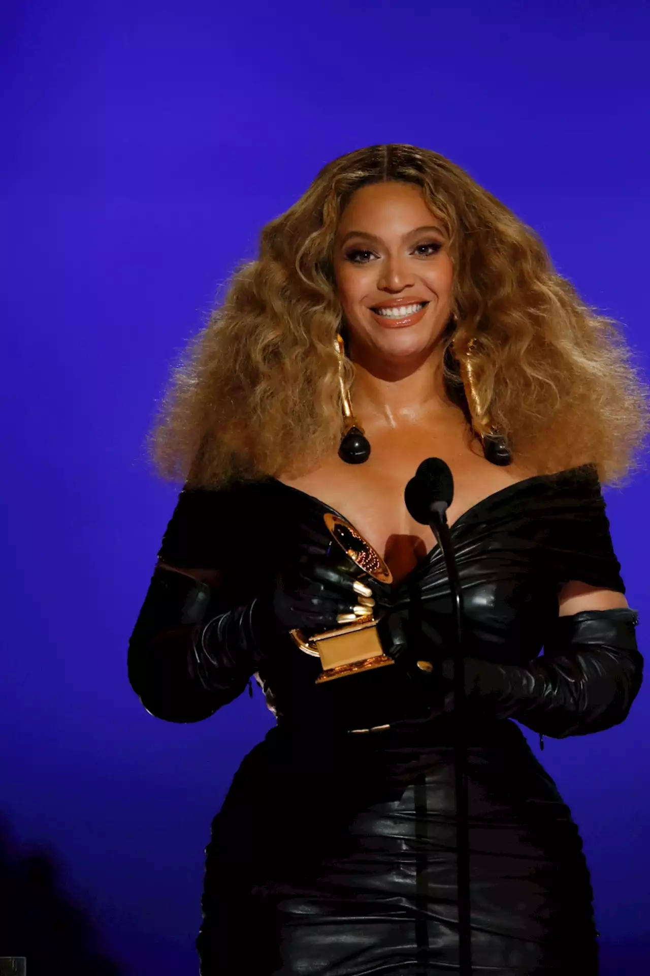 Beyoncé Debuts ‘Break My Soul’ in Alaïa Jumpsuit