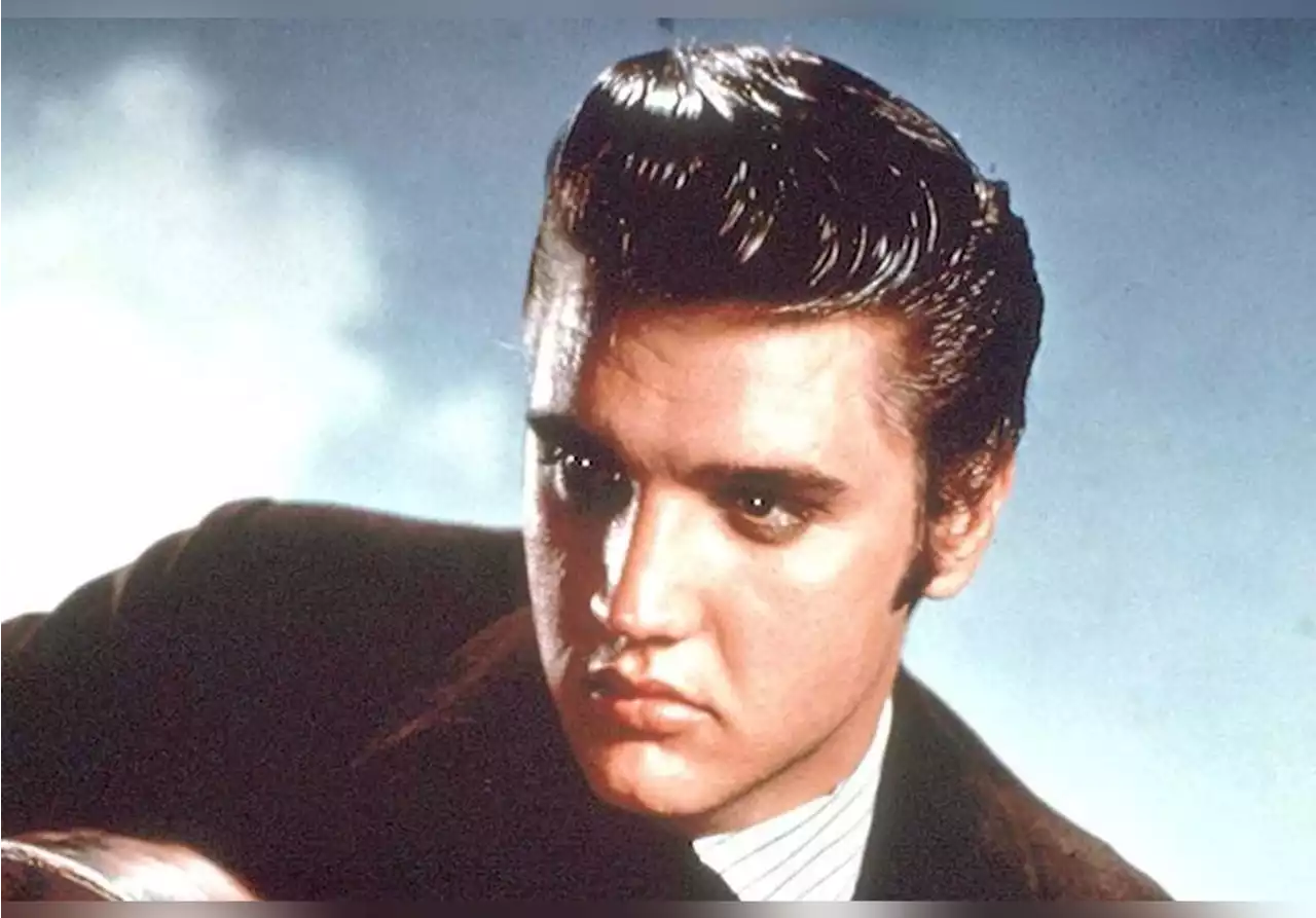 Elvis Presley avait un frère jumeau dont il ne parlait jamais… Il cache un secret lourd et traumatisant qui alimente toutes les théories