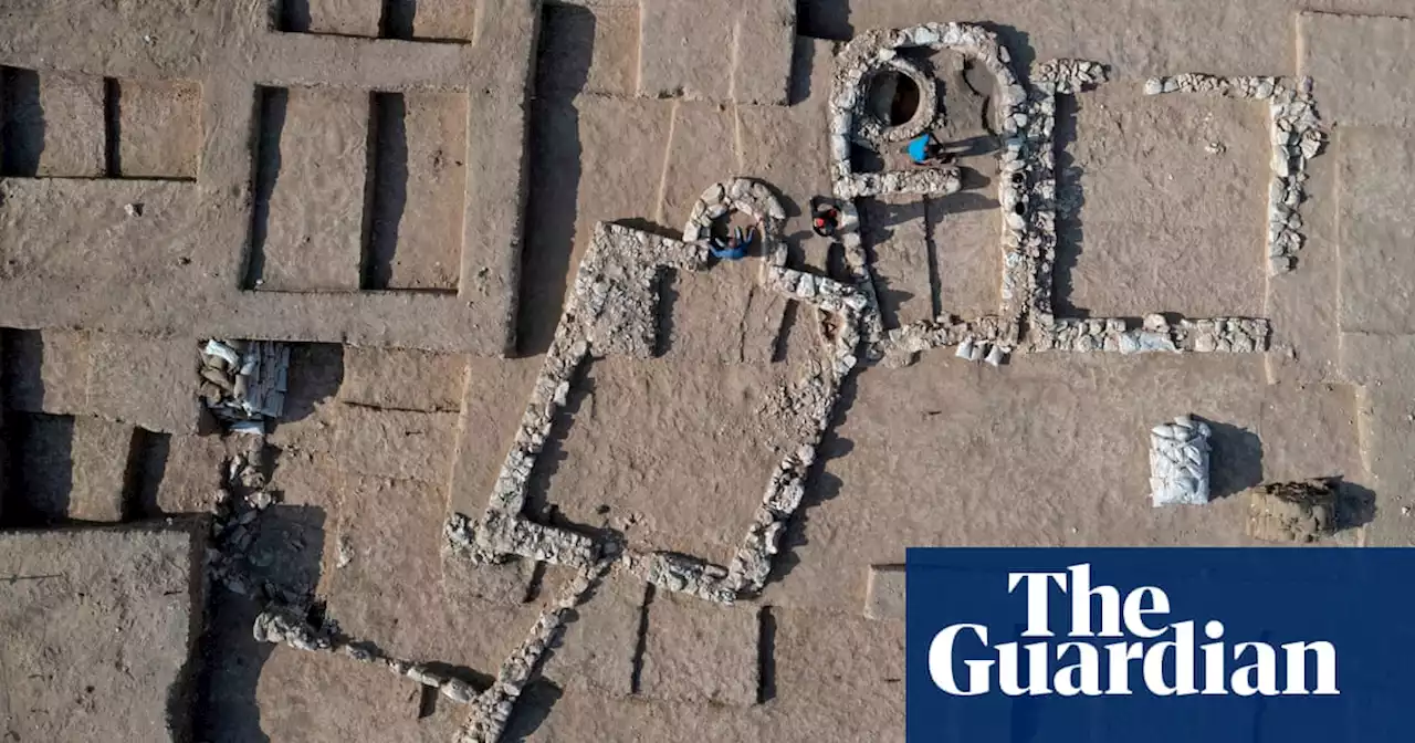 One of earliest known mosques found in Israeli desert, say experts