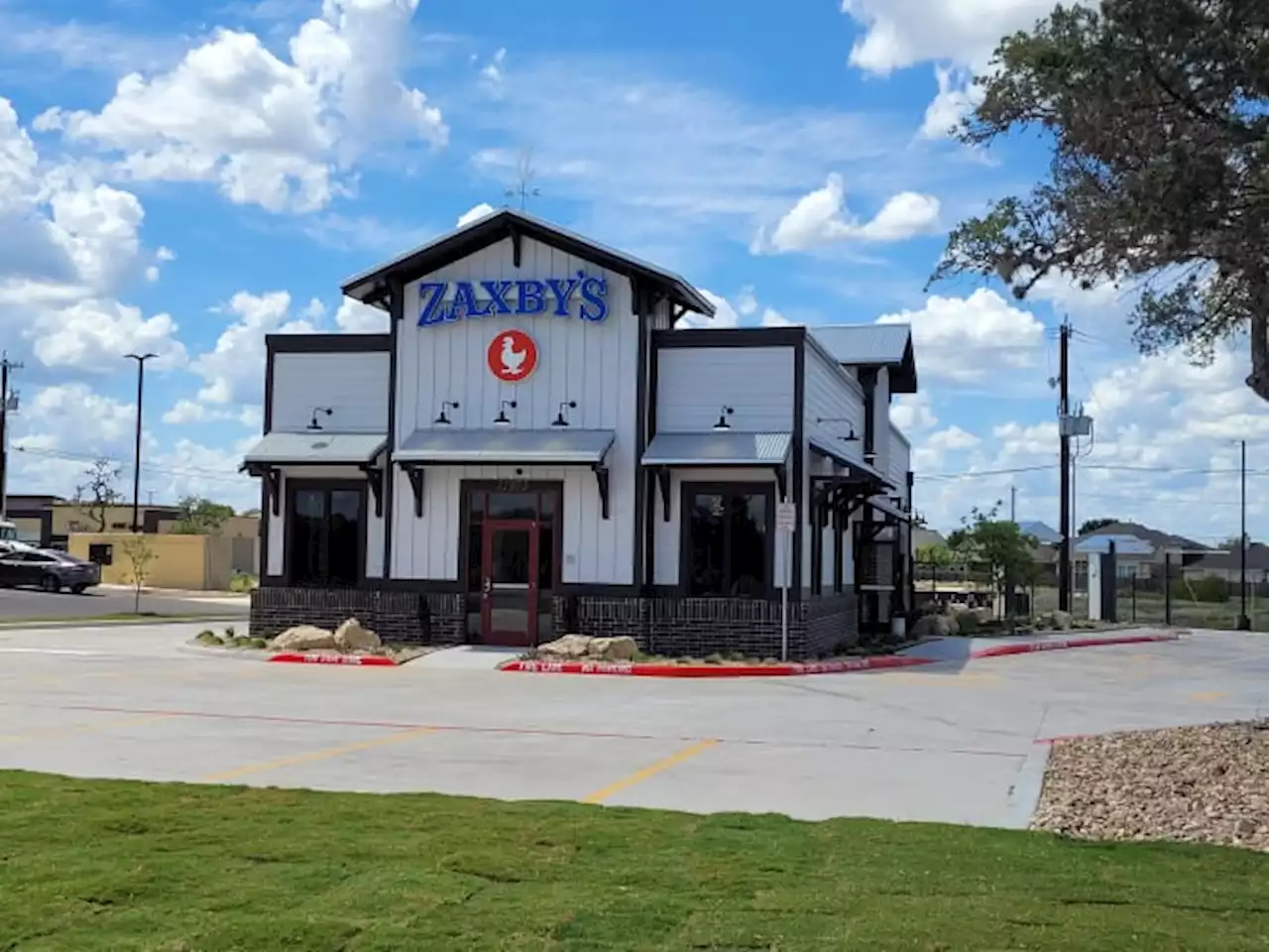 Zaxby’s adds first San Antonio restaurant on Northwest Side