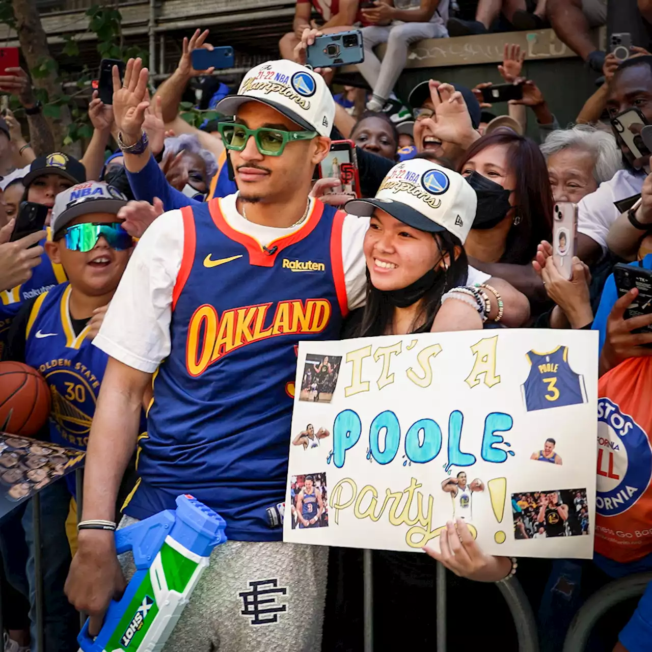 Warriors Fans Celebrate in the Streets and Meet Players at S.F. NBA Championship Parade