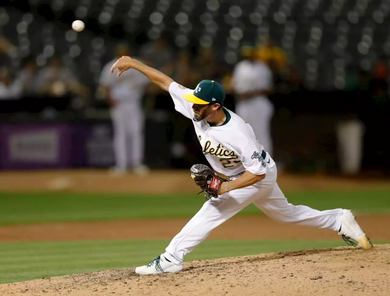 A’s bullpen, bats let them down in series-opening loss to Mariners