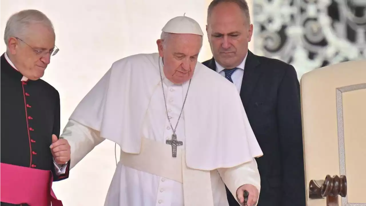 En medio de las especulaciones de renuncia, el Papa Francisco dijo: 'Hay que aceptar la vejez'