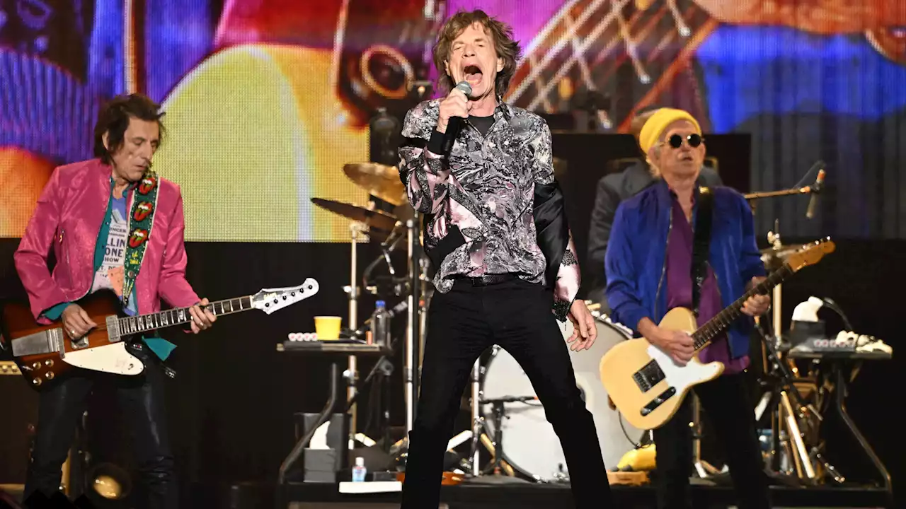 I Rolling Stones infiammano San Siro: in 57 mila per Mick Jagger, Keith Richards e Ronnie Wood