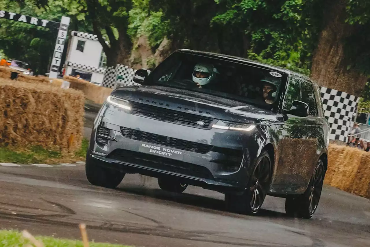 New 2022 Range Rover Sport tackles Goodwood hillclimb | Autocar