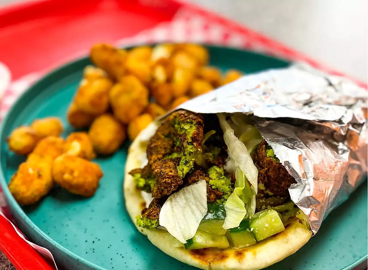 First Look: Gyro Hot Brings Fast, Filling and Affordable Greek Food to Dallas, via Iowa