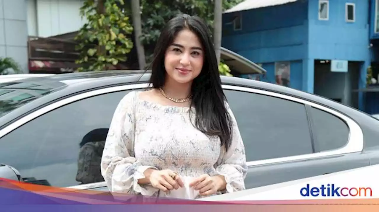 Selain Dewi Persik, Ada 4 Penyanyi Asal Jember yang Top